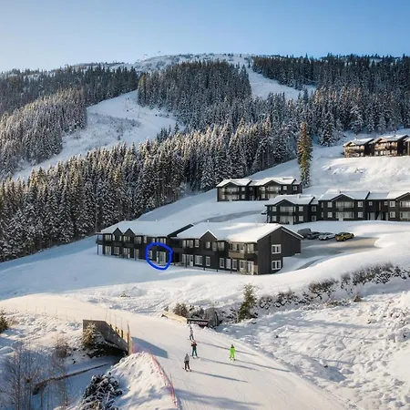 New Modern With Great View - Ski In & Out * Skulestadmo