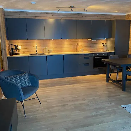 New Modern With Great View - Ski In & Out